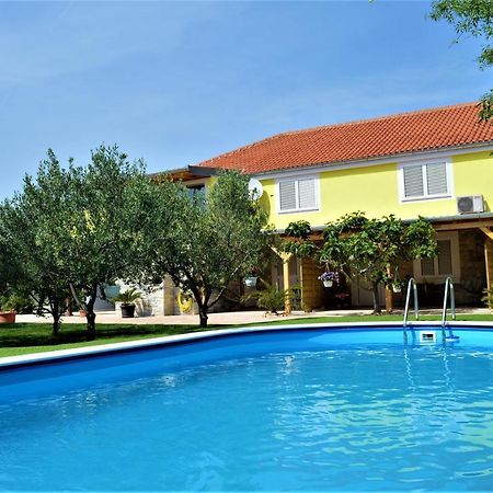 Studio Apartments Luka Biograd - Benkovac Exterior photo