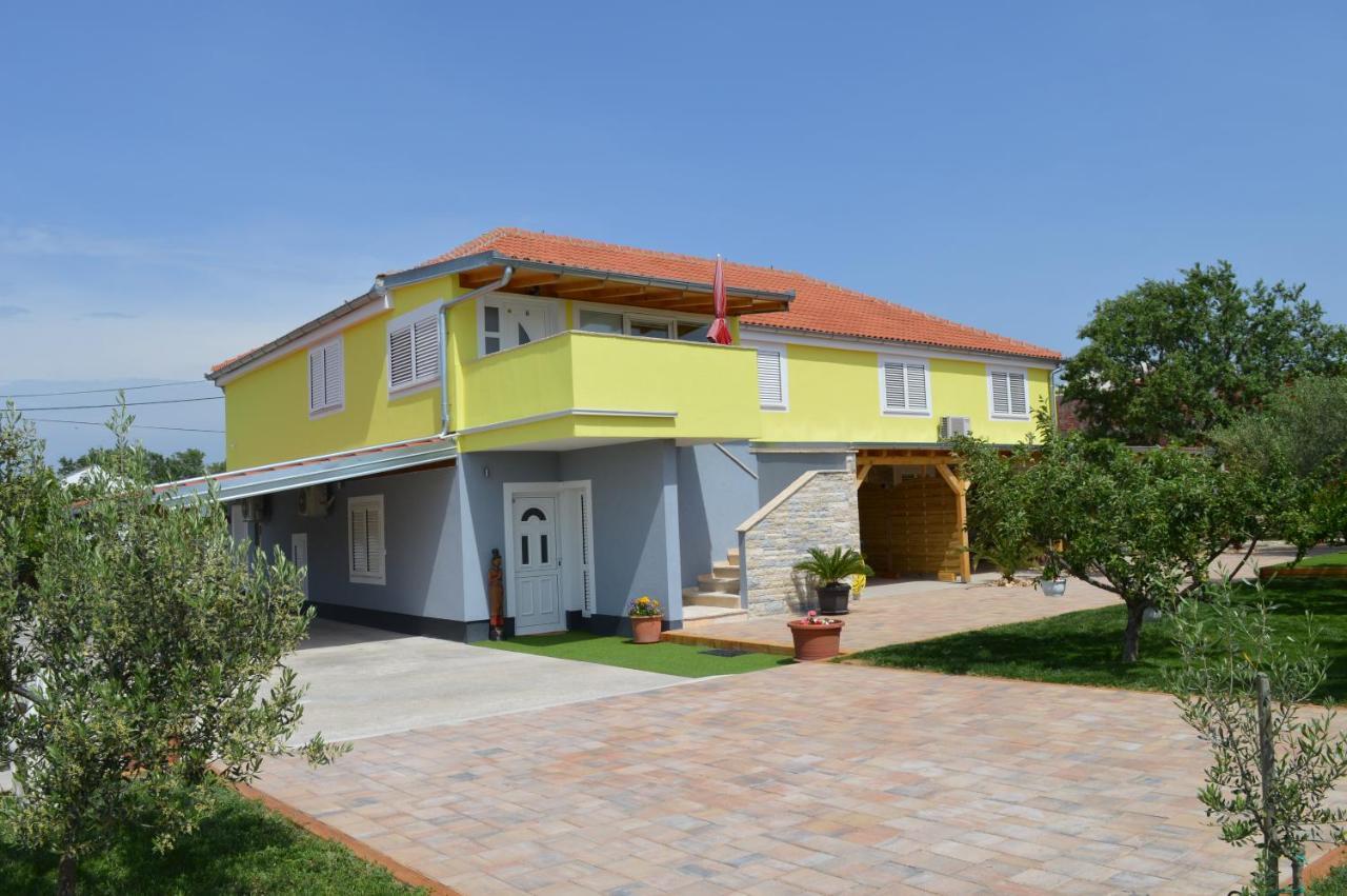 Studio Apartments Luka Biograd - Benkovac Exterior photo