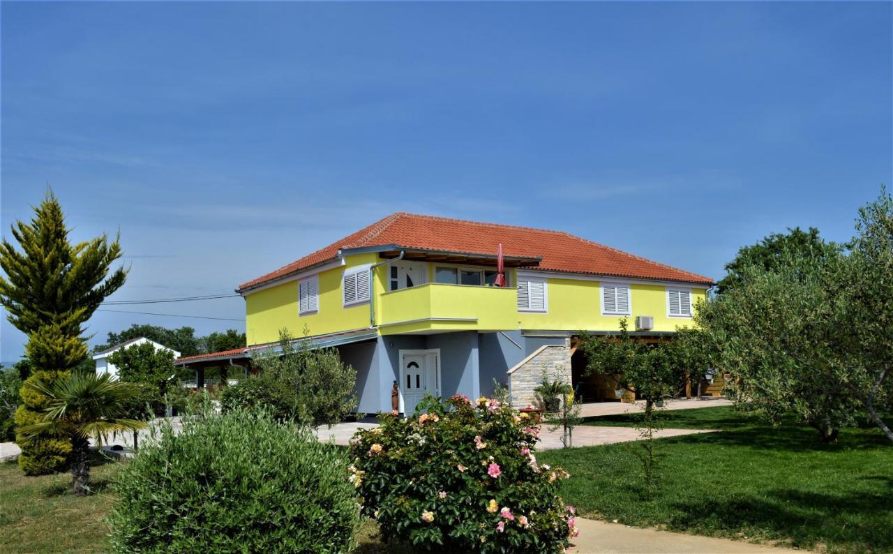 Studio Apartments Luka Biograd - Benkovac Exterior photo