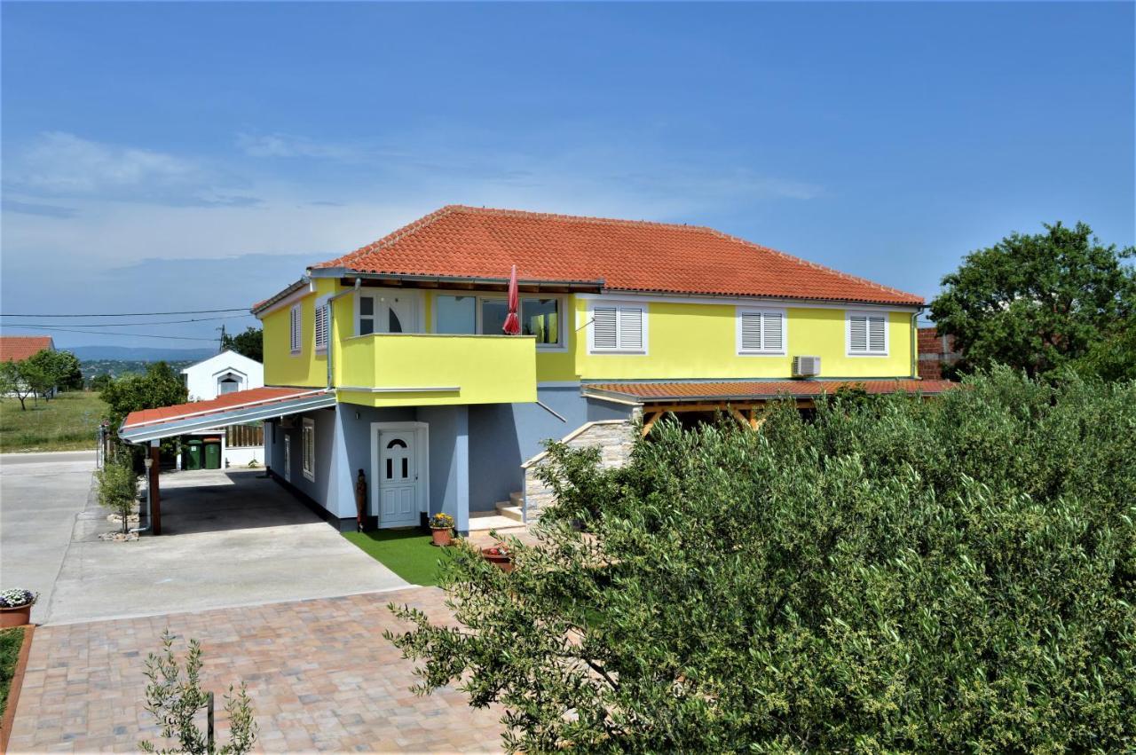 Studio Apartments Luka Biograd - Benkovac Exterior photo