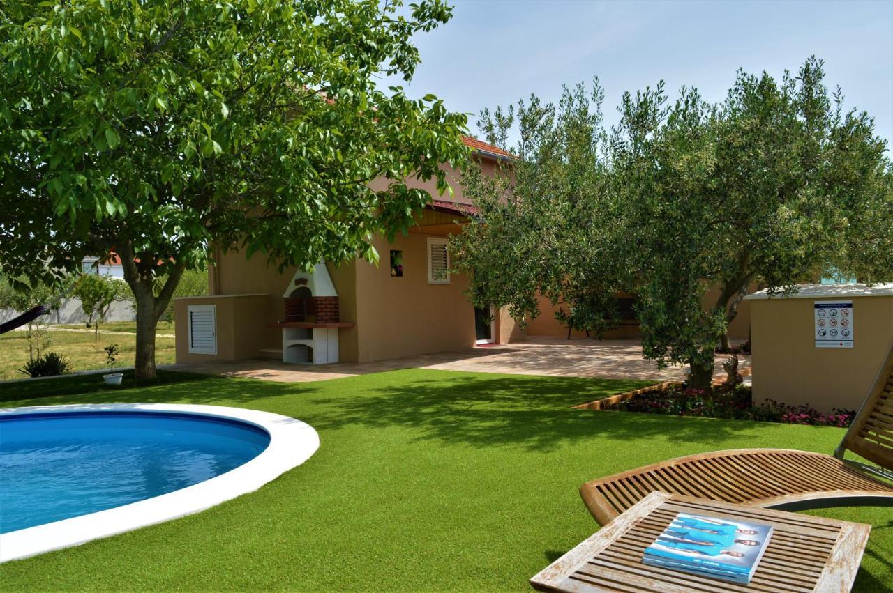 Studio Apartments Luka Biograd - Benkovac Exterior photo